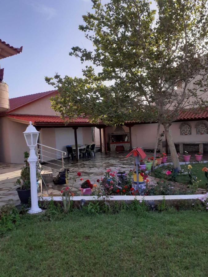Christen House Perigialion ภายนอก รูปภาพ